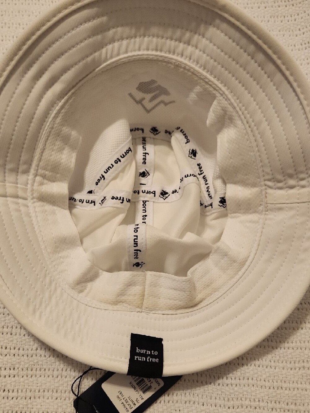 White Bucket Hat with Black Mountain & Rabbit Logo - Picture 3 of 3